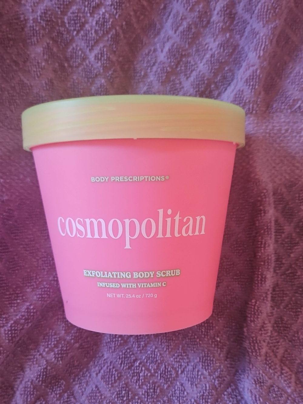 Cosmopolitan Pink Exfoliating Body Scrub with Pale Yellow Lid